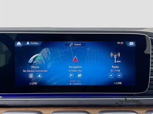 Photo of 2022 Emerald Green Mercedes-Benz GLS 450