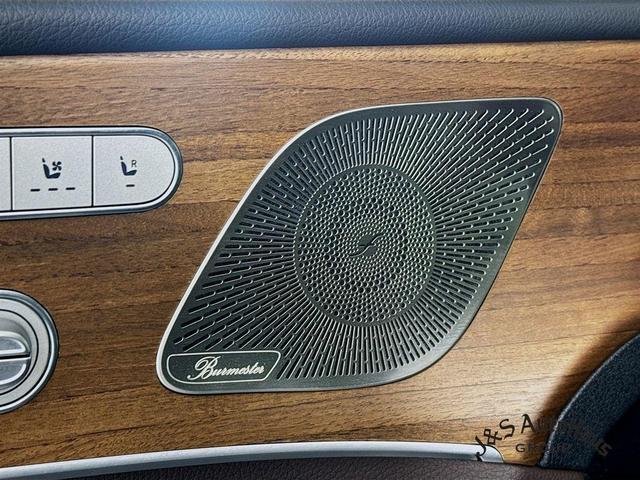 Photo of 2022 Emerald Green Mercedes-Benz GLS 450
