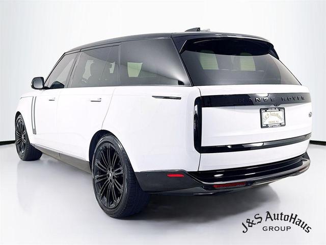 Photo of 2023 Fuji White Land Rover Range Rover