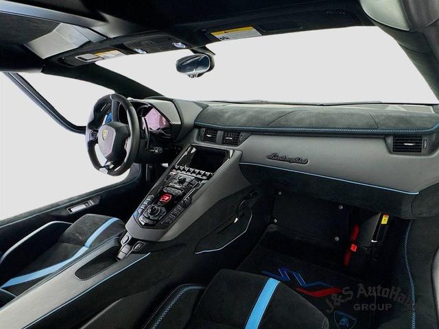 Photo of 2021 Blu Cepheus Metallic Lamborghini Aventador SVJ