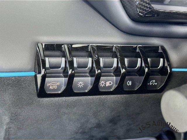Photo of 2021 Blu Cepheus Metallic Lamborghini Aventador SVJ