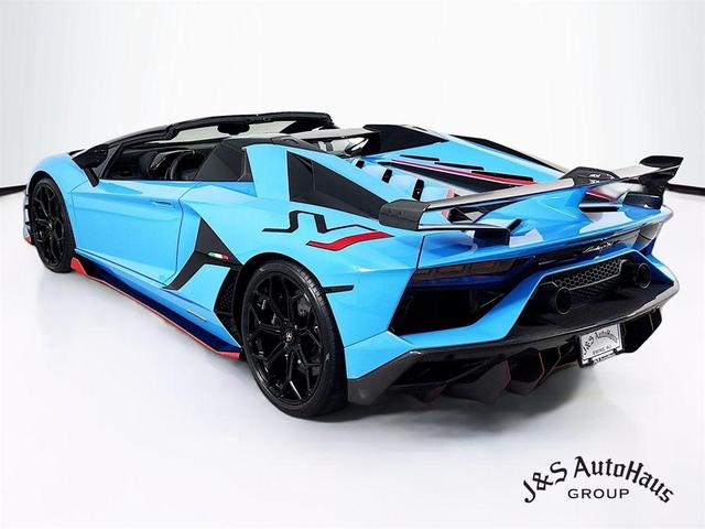Photo of 2021 Blu Cepheus Metallic Lamborghini Aventador SVJ