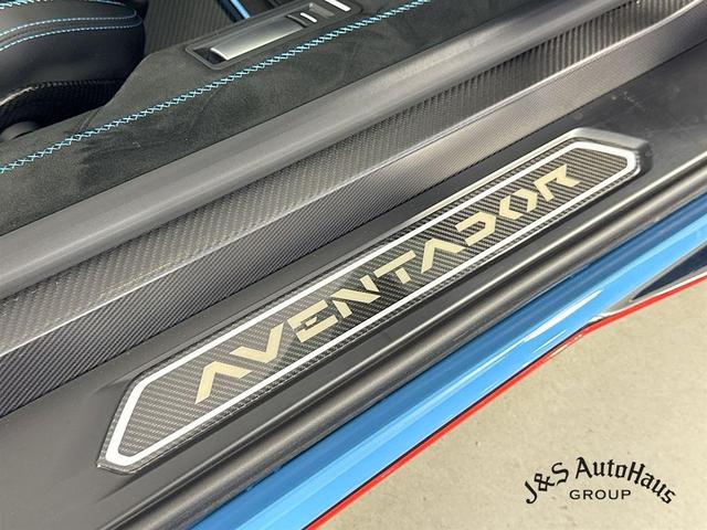 Photo of 2021 Blu Cepheus Metallic Lamborghini Aventador SVJ