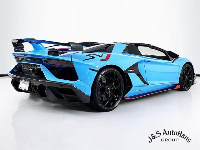 Photo of 2021 Blu Cepheus Metallic Lamborghini Aventador SVJ