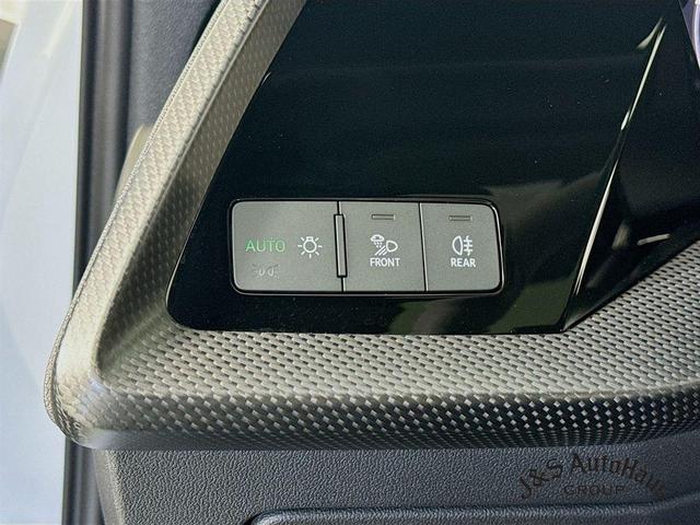 Photo of 2023 Glacier White Metallic Audi RS 3
