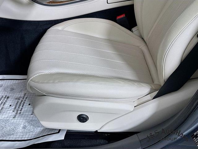 Photo of 2019 Gray Mercedes-Benz E-Class