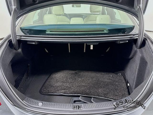Photo of 2019 Gray Mercedes-Benz E-Class