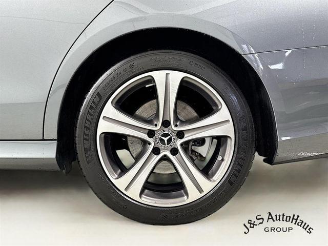 Photo of 2019 Gray Mercedes-Benz E-Class