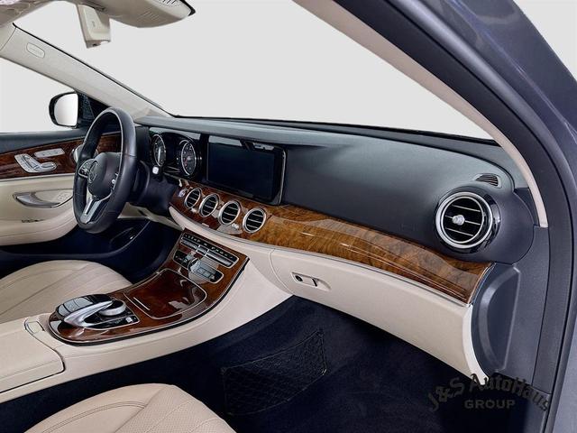 Photo of 2019 Gray Mercedes-Benz E-Class