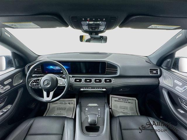 Photo of 2022 Silver Mercedes-Benz GLE 350