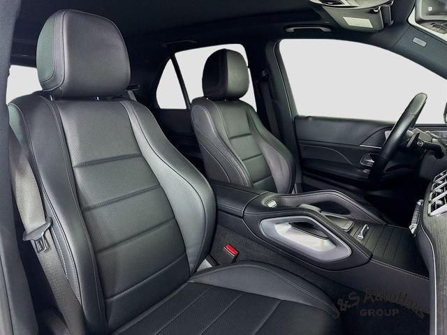Photo of 2022 Silver Mercedes-Benz GLE 350