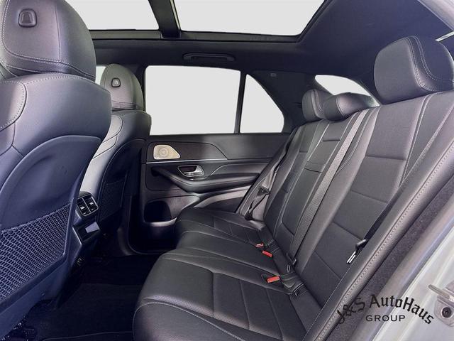 Photo of 2022 Silver Mercedes-Benz GLE 350