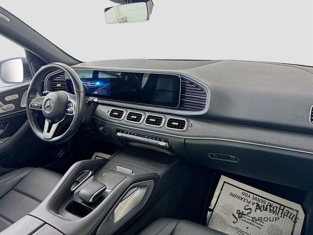 Photo of 2022 Silver Mercedes-Benz GLE 350