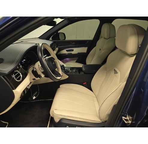 Photo of 2022 Moroccan Blue Bentley Bentayga