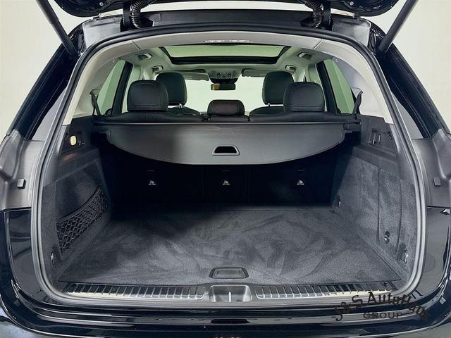 Photo of 2024 Black Mercedes-Benz GLE 450