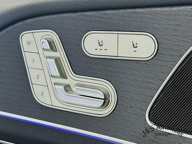Photo of 2024 Black Mercedes-Benz GLE 450