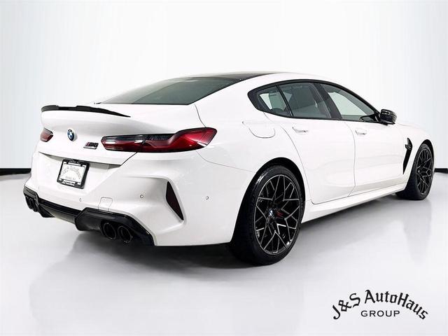 Photo of 2022 Alpine White BMW M8