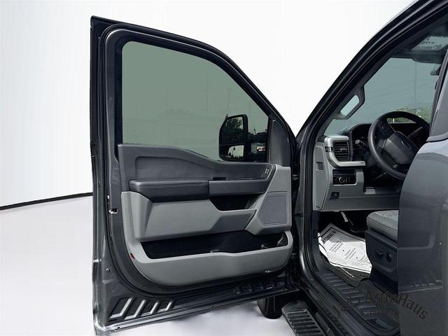 Photo of 2023 Gray Metallic Ford F-350