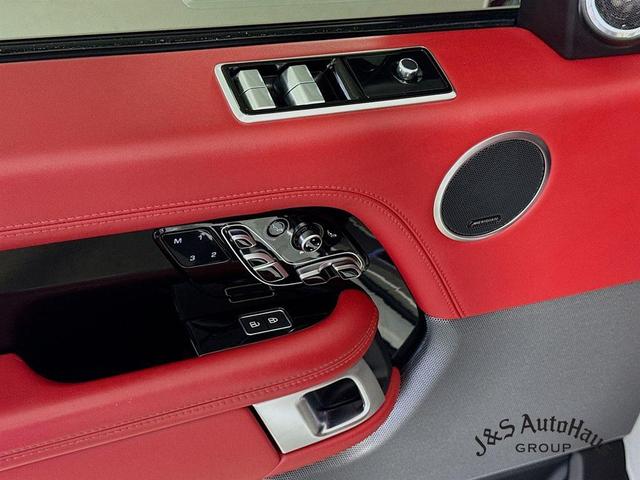 Photo of 2021 Fuji White Land Rover Range Rover