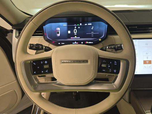 Photo of 2024 Ostuni Pearl White Land Rover Range Rover