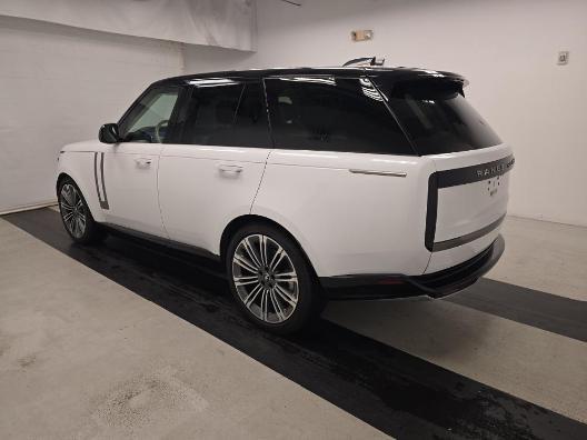 Photo of 2024 Ostuni Pearl White Land Rover Range Rover