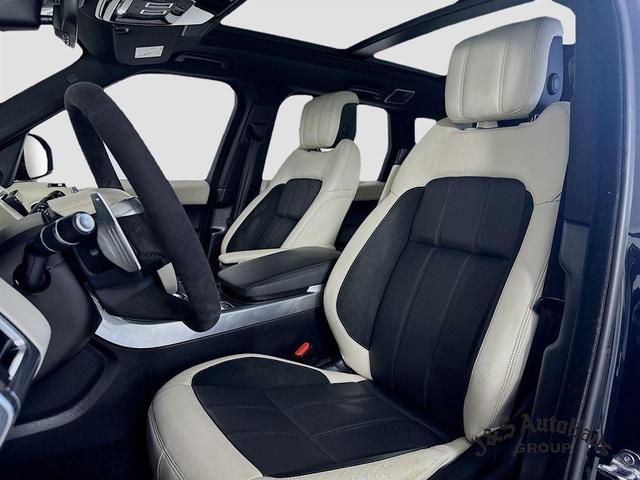Photo of 2020 Santorini Black Land Rover Range Rover Sport