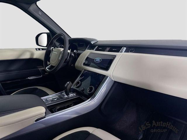 Photo of 2020 Santorini Black Land Rover Range Rover Sport