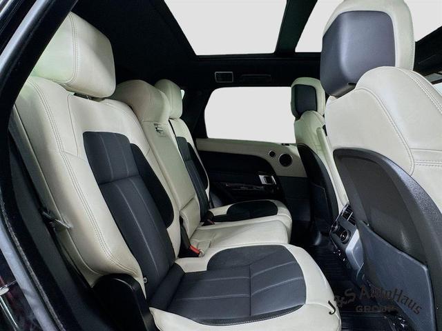 Photo of 2020 Santorini Black Land Rover Range Rover Sport