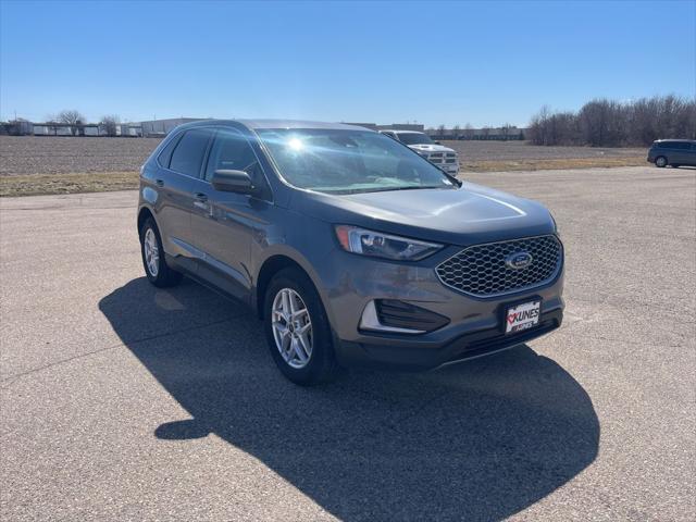 2023 Ford Edge