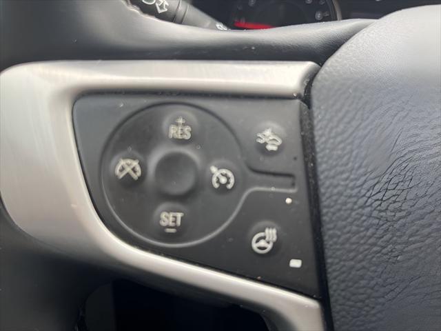 Photo of 2023 Summit White GMC Terrain