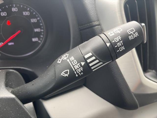Photo of 2023 Summit White GMC Terrain