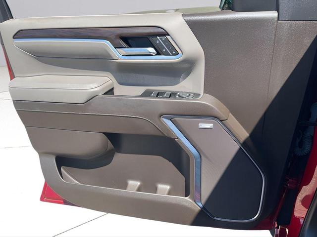 Photo of 2023 Volcanic Red Tintcoat GMC Sierra 1500