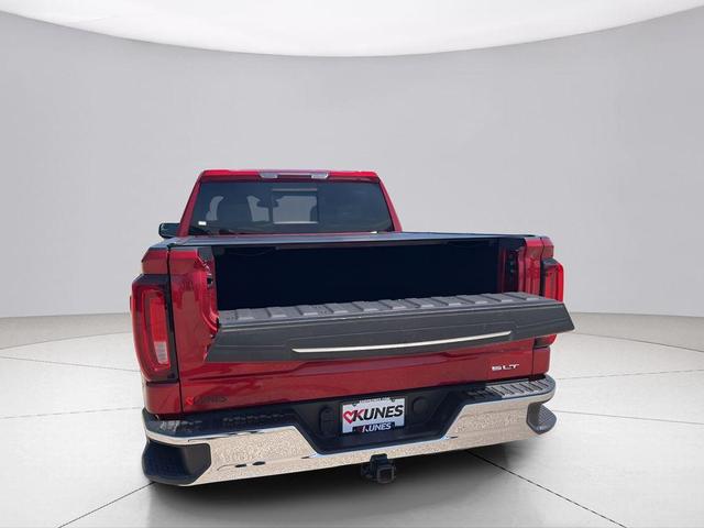Photo of 2023 Volcanic Red Tintcoat GMC Sierra 1500