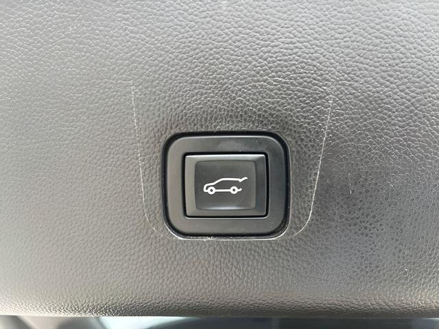 Photo of 2019 Mosaic Black Metallic Chevrolet Traverse