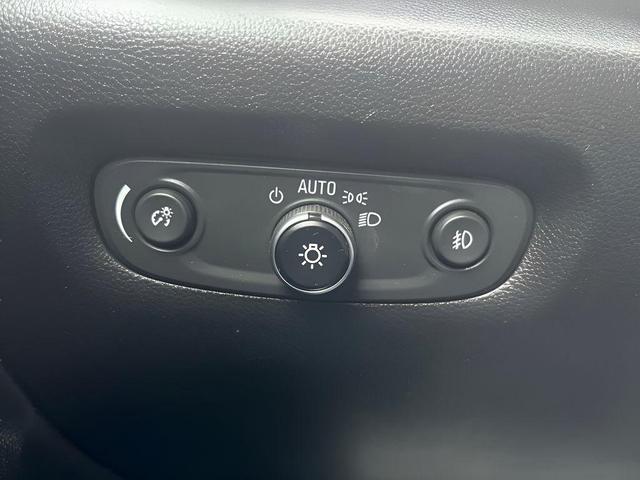 Photo of 2019 Mosaic Black Metallic Chevrolet Traverse