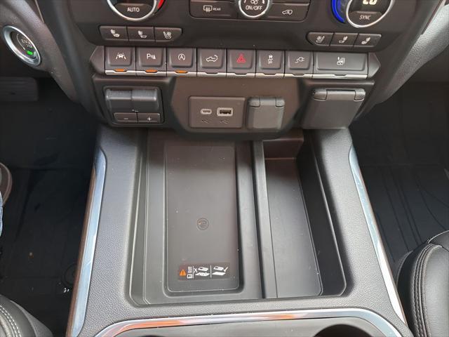 Photo of 2020 Black Chevrolet Silverado 1500