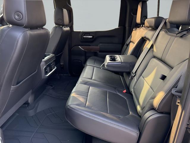Photo of 2020 Black Chevrolet Silverado 1500
