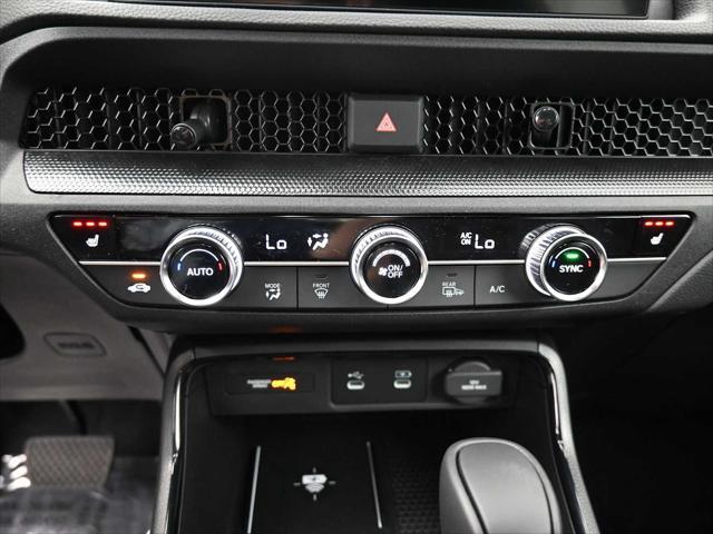 Photo of 2026 Radiant Red Metallic Honda CR-V Hybrid