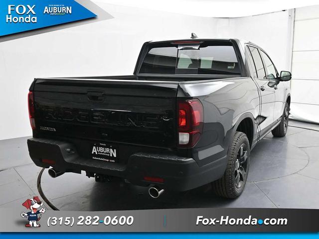 Photo of 2025 Crystal Black Pearl Honda Ridgeline