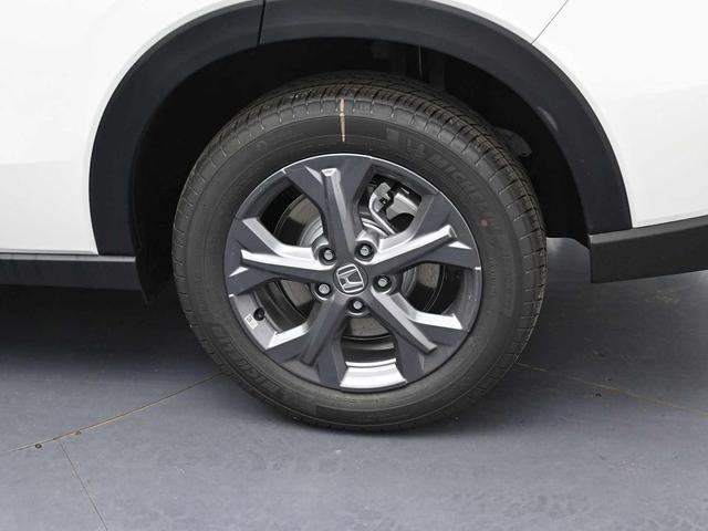 Photo of 2026 Platinum White Pearl Honda HR-V