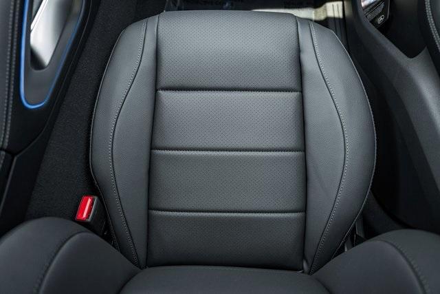 Photo of 2025 Obsidian Black Mercedes-Benz GLS 450