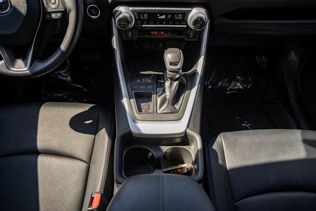 Photo of 2021 Blizzard Pearl Toyota RAV4