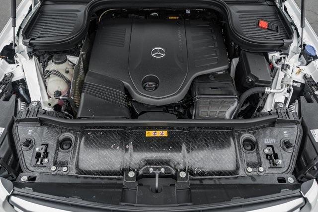 Photo of 2026 Polar White Mercedes-Benz GLS 450