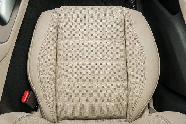 Photo of 2026 Polar White Mercedes-Benz GLS 450