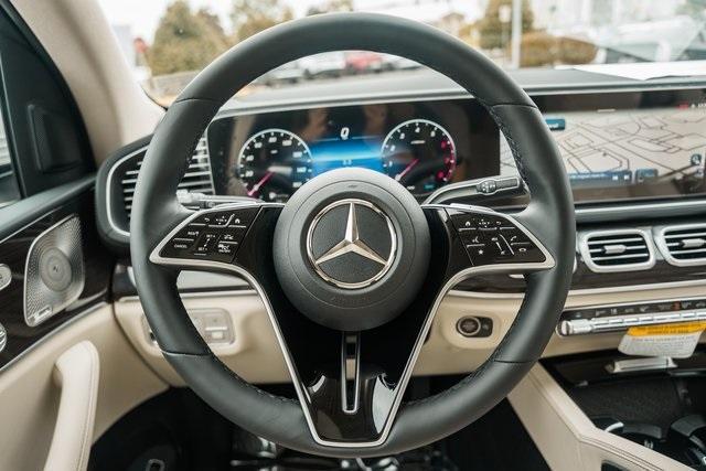 Photo of 2026 Polar White Mercedes-Benz GLS 450