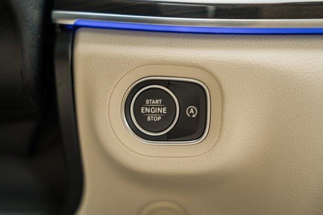Photo of 2026 Polar White Mercedes-Benz GLS 450