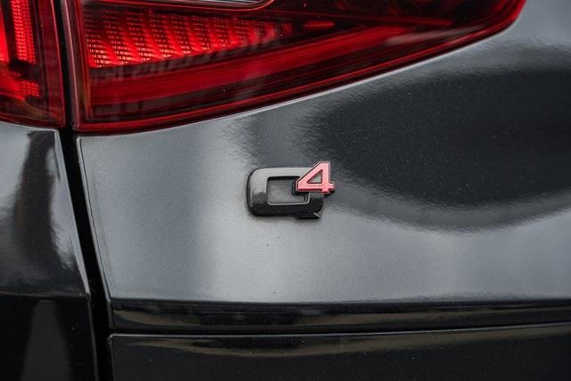 Photo of 2023 Vulcano Black Metallic Alfa Romeo Stelvio