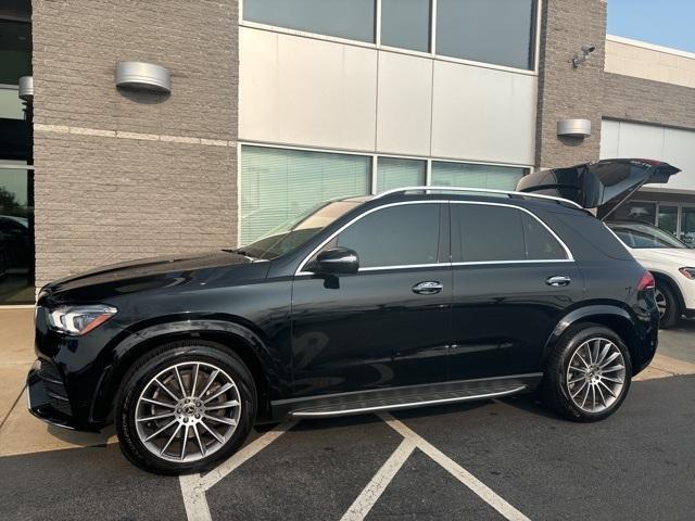 Photo of 2022 Black Mercedes-Benz GLE 450