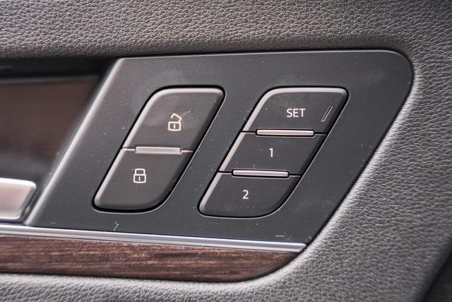 Photo of 2022 Ibis White Audi Q5