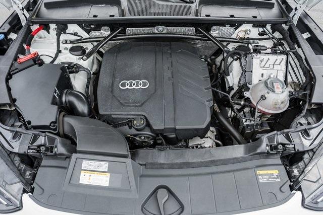 Photo of 2022 Ibis White Audi Q5